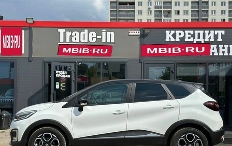 Renault Kaptur I рестайлинг, 2022 год, 1 560 000 рублей, 9 фотография