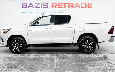 Toyota Hilux VIII, 2019 год, 2 379 000 рублей, 8 фотография
