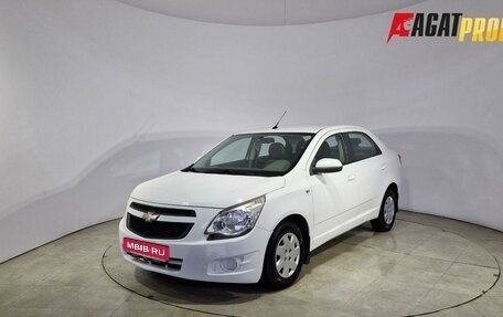 Chevrolet Cobalt II, 2013 год, 629 000 рублей, 1 фотография