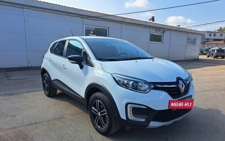 Renault Kaptur I рестайлинг, 2021 год, 1 609 000 рублей, 3 фотография