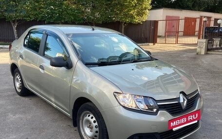 Renault Logan II, 2017 год, 760 000 рублей, 11 фотография