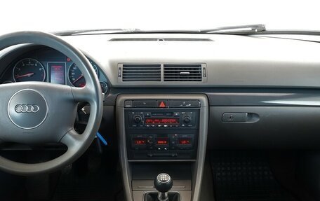 Audi A4, 2003 год, 425 000 рублей, 5 фотография