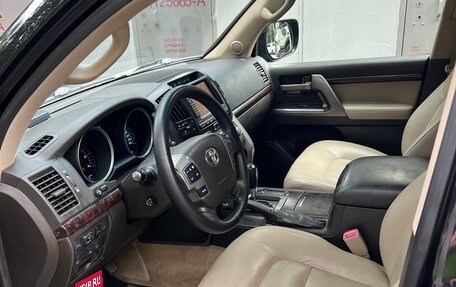 Toyota Land Cruiser 200, 2011 год, 2 950 000 рублей, 1 фотография