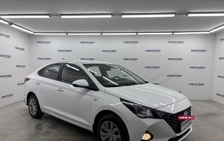 Hyundai Solaris II рестайлинг, 2021 год, 1 380 000 рублей, 2 фотография