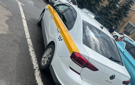 Volkswagen Polo VI (EU Market), 2021 год, 1 150 000 рублей, 3 фотография