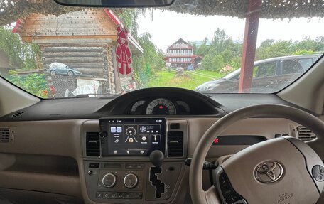 Toyota Raum II, 2004 год, 600 000 рублей, 2 фотография