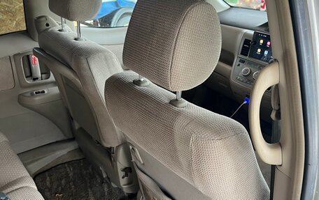 Toyota Raum II, 2004 год, 600 000 рублей, 4 фотография