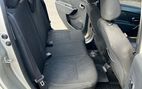 Renault Sandero II рестайлинг, 2018 год, 885 000 рублей, 15 фотография