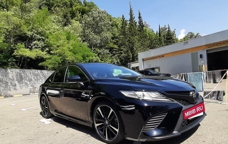 Toyota Camry, 2017 год, 2 300 000 рублей, 7 фотография