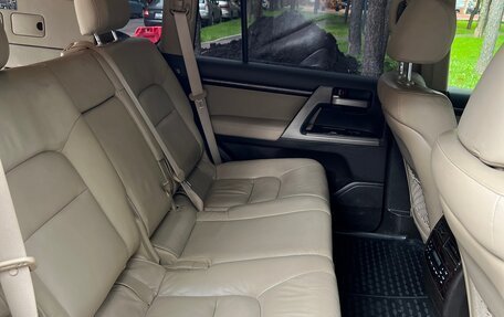 Toyota Land Cruiser 200, 2011 год, 2 950 000 рублей, 13 фотография