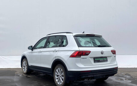 Volkswagen Tiguan II, 2020 год, 2 380 000 рублей, 7 фотография
