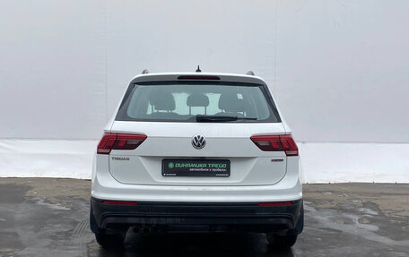Volkswagen Tiguan II, 2020 год, 2 380 000 рублей, 6 фотография