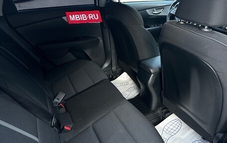 KIA Cerato IV, 2021 год, 1 990 000 рублей, 13 фотография
