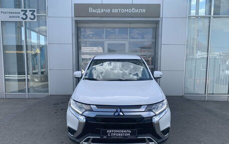 Mitsubishi Outlander III рестайлинг 3, 2019 год, 2 090 000 рублей, 2 фотография