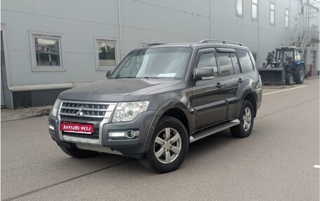 Mitsubishi Pajero IV, 2015 год, 1 999 000 рублей, 1 фотография