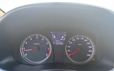 Hyundai Solaris II рестайлинг, 2013 год, 600 000 рублей, 9 фотография