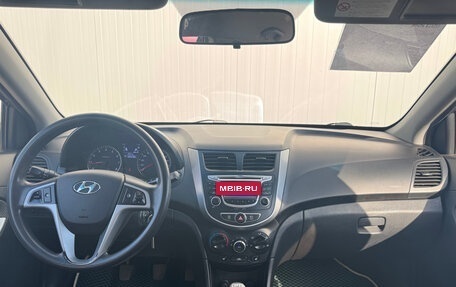 Hyundai Solaris II рестайлинг, 2013 год, 600 000 рублей, 14 фотография