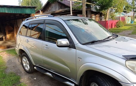 Toyota RAV4, 2004 год, 1 200 000 рублей, 3 фотография