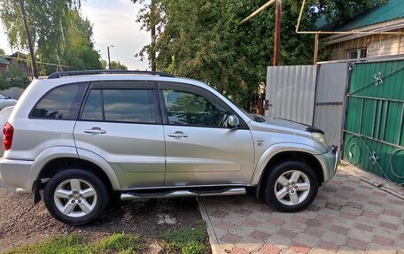 Toyota RAV4, 2004 год, 1 200 000 рублей, 13 фотография