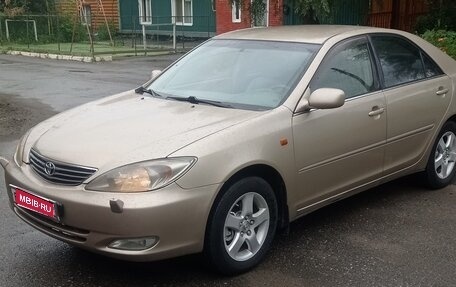 Toyota Camry V40, 2003 год, 685 000 рублей, 1 фотография