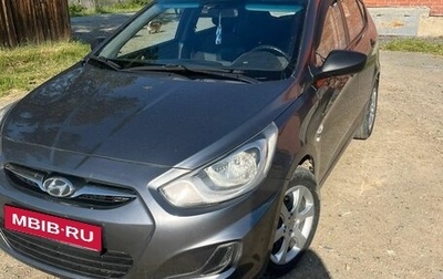 Hyundai Solaris II рестайлинг, 2013 год, 670 000 рублей, 1 фотография