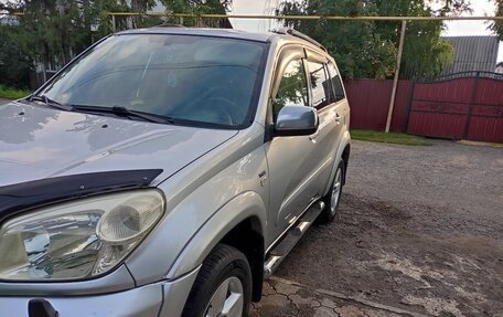 Toyota RAV4, 2004 год, 1 200 000 рублей, 17 фотография