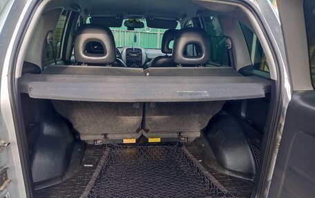Toyota RAV4, 2004 год, 1 200 000 рублей, 23 фотография