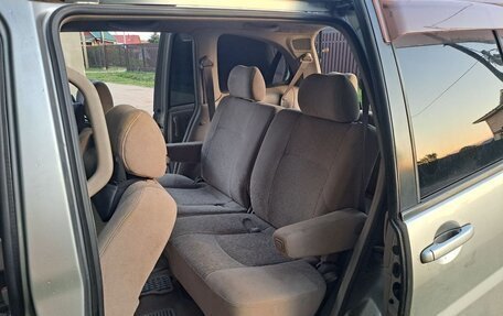 Nissan Liberty, 2002 год, 330 000 рублей, 3 фотография