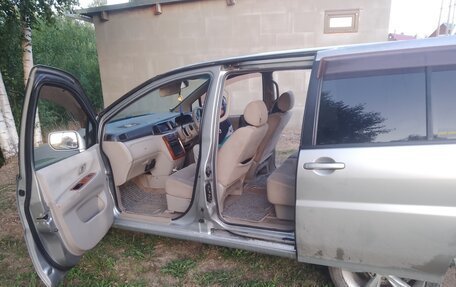 Nissan Liberty, 2002 год, 330 000 рублей, 12 фотография