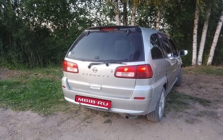 Nissan Liberty, 2002 год, 330 000 рублей, 21 фотография