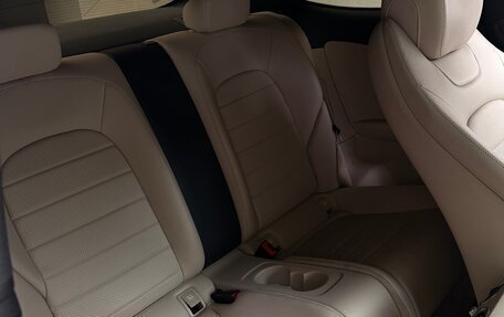 Mercedes-Benz C-Класс, 2018 год, 3 050 000 рублей, 5 фотография
