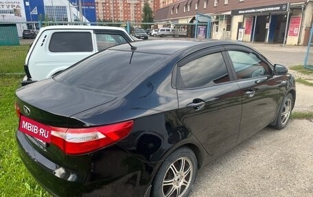 KIA Rio III рестайлинг, 2011 год, 630 000 рублей, 3 фотография