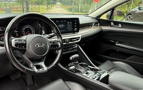 KIA K5, 2020 год, 2 100 000 рублей, 7 фотография