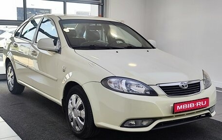Daewoo Gentra II, 2014 год, 750 000 рублей, 3 фотография