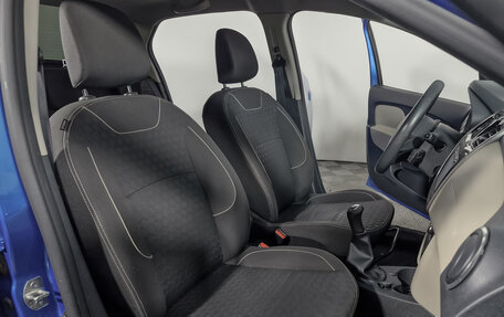 Renault Logan II, 2018 год, 797 000 рублей, 12 фотография