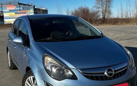 Opel Corsa D, 2013 год, 830 000 рублей, 1 фотография