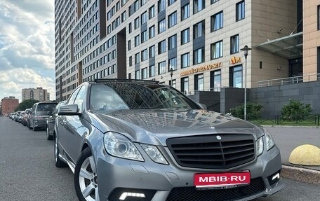 Mercedes-Benz E-Класс, 2010 год, 900 000 рублей, 1 фотография