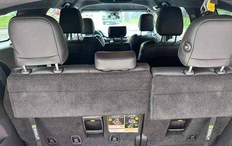 Toyota Sienna, 2021 год, 4 500 000 рублей, 10 фотография