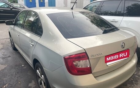 Skoda Rapid I, 2014 год, 1 200 000 рублей, 3 фотография
