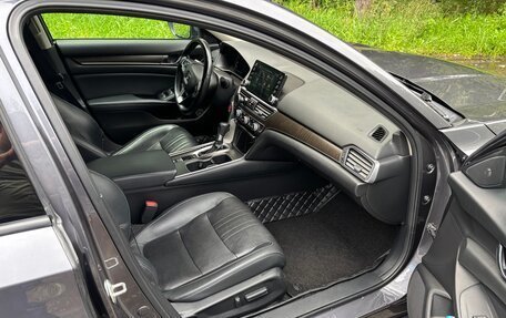 Honda Accord IX рестайлинг, 2017 год, 2 050 000 рублей, 4 фотография