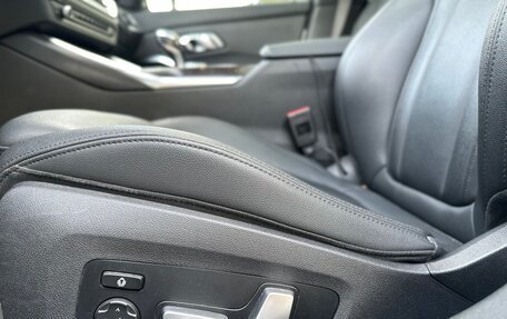 BMW 3 серия, 2019 год, 2 900 000 рублей, 17 фотография