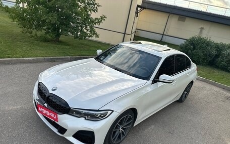 BMW 3 серия, 2019 год, 2 900 000 рублей, 3 фотография