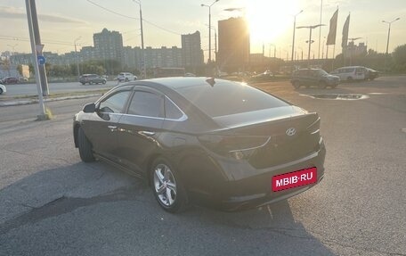 Hyundai Sonata VII, 2019 год, 2 050 000 рублей, 2 фотография