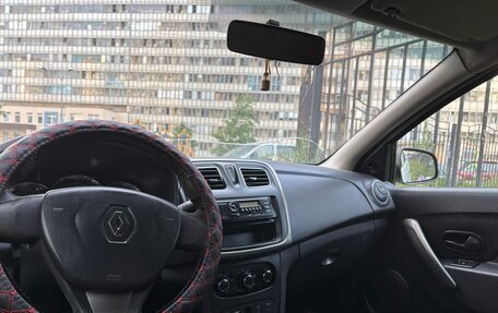 Renault Logan II, 2017 год, 310 000 рублей, 11 фотография