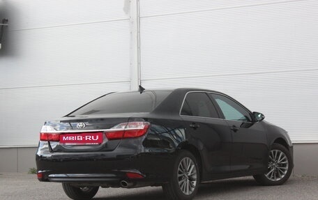 Toyota Camry, 2015 год, 1 697 000 рублей, 2 фотография
