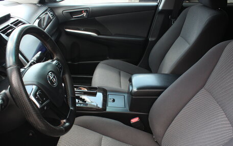 Toyota Camry, 2015 год, 1 697 000 рублей, 10 фотография