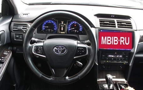 Toyota Camry, 2015 год, 1 697 000 рублей, 26 фотография