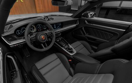 Porsche 911, 2023 год, 33 700 000 рублей, 15 фотография