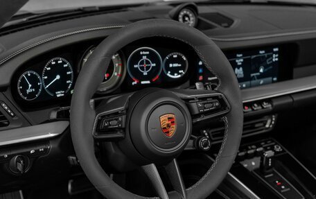 Porsche 911, 2023 год, 33 700 000 рублей, 16 фотография