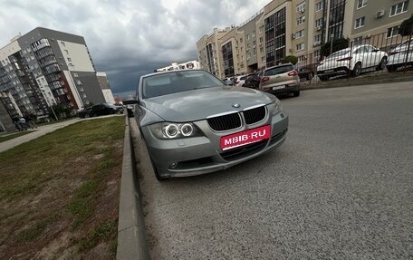 BMW 3 серия, 2007 год, 720 000 рублей, 1 фотография